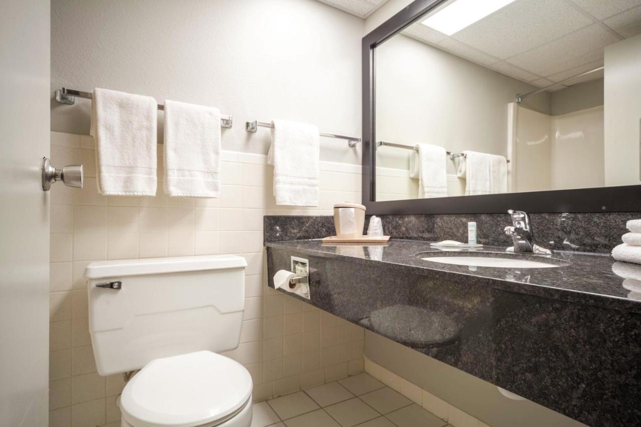 Quality Inn And Conference Center I-80 Grand Island Doniphan Dış mekan fotoğraf