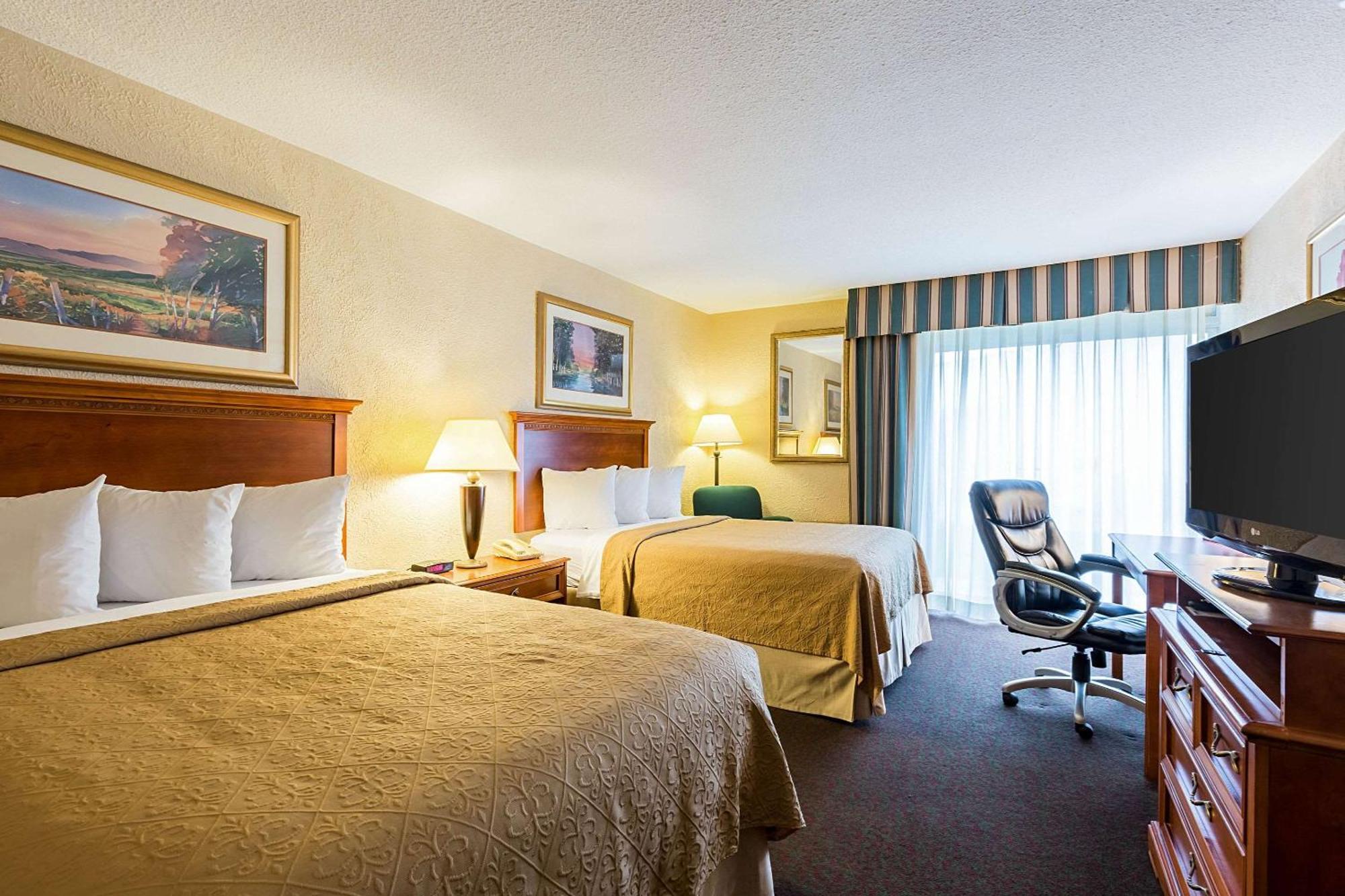 Quality Inn And Conference Center I-80 Grand Island Doniphan Dış mekan fotoğraf