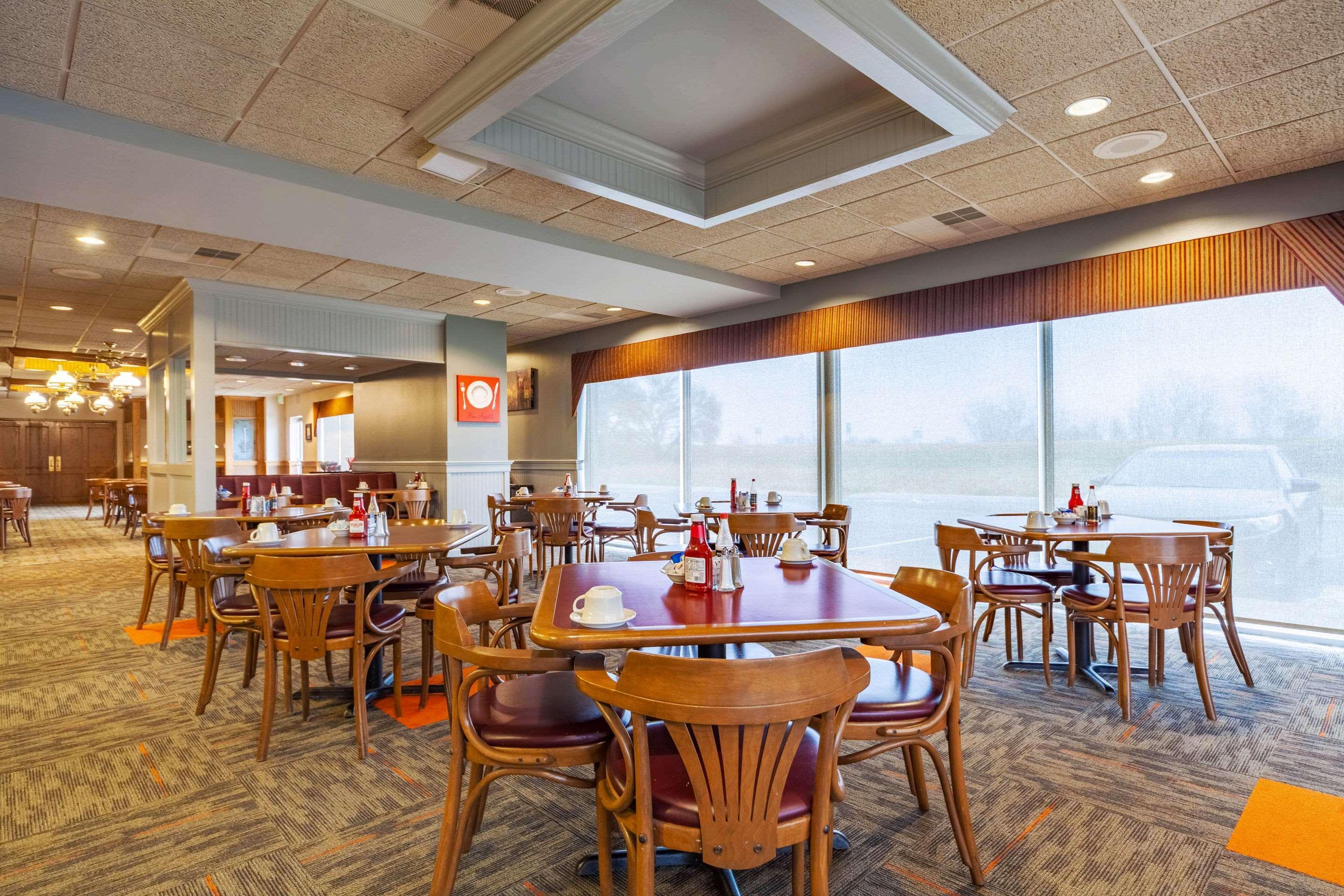 Quality Inn And Conference Center I-80 Grand Island Doniphan Dış mekan fotoğraf