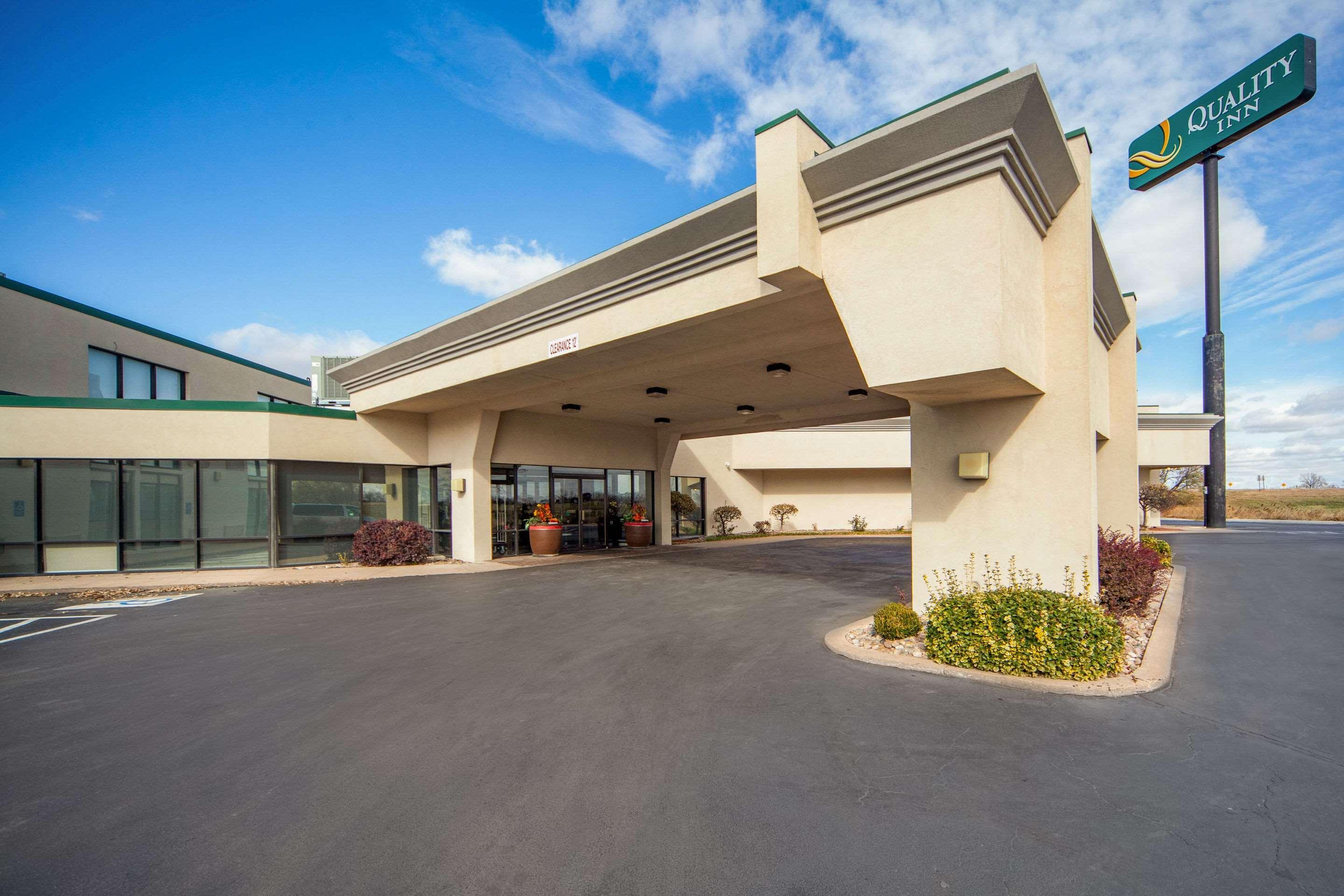 Quality Inn And Conference Center I-80 Grand Island Doniphan Dış mekan fotoğraf