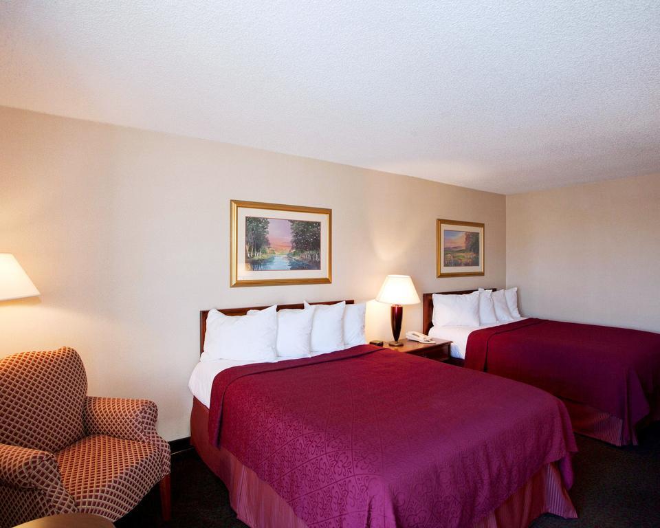 Quality Inn And Conference Center I-80 Grand Island Doniphan Oda fotoğraf