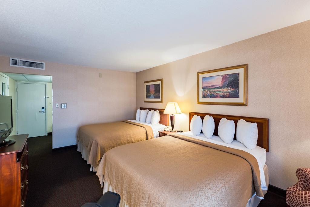 Quality Inn And Conference Center I-80 Grand Island Doniphan Dış mekan fotoğraf